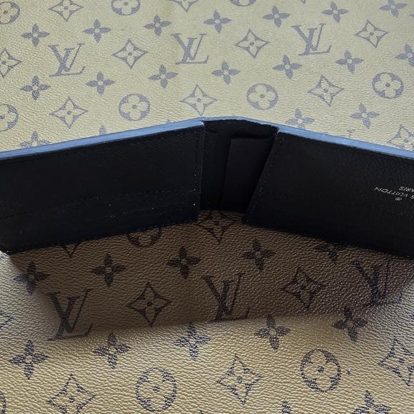 Authentic Louis Vuitton Slender Wallet Damier Graphite Canvas - Picture 3 of 4